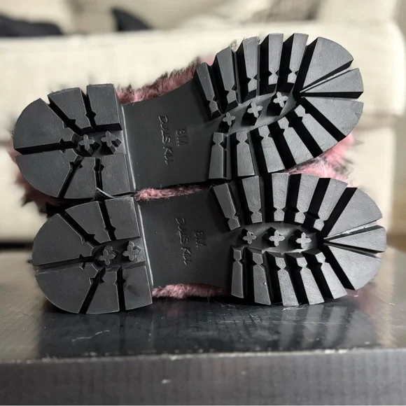 DollsKill |NWB Club Exx Pink Faux Fur Wild Instincts Y2K Goth Grunge Rave Boots - Picture 3 of 12